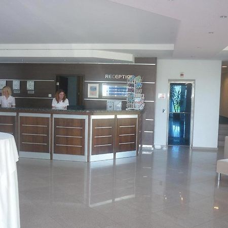 Sineva Beach Hotel Sveti Vlas Exterior photo