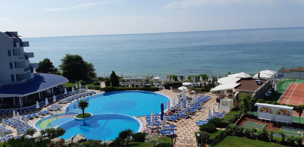 Sineva Beach Hotel Sveti Vlas Exterior photo